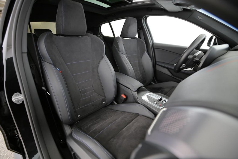 Vehicle image BMW 1 SERIES