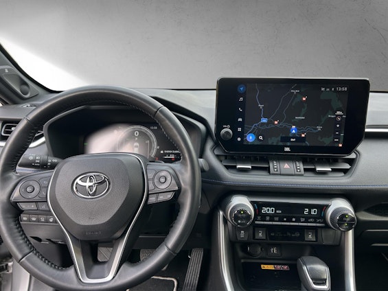 Vehicle image 9 Vehicle image 9