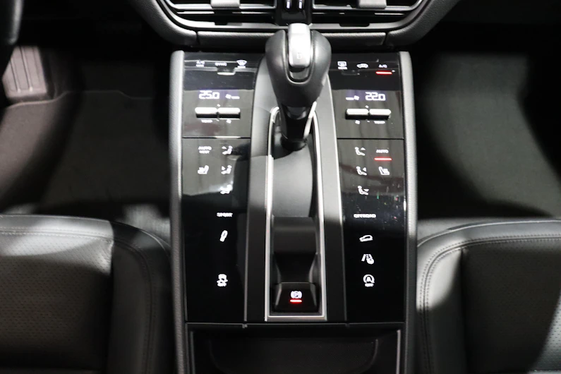 Fahrzeugbild PORSCHE MACAN