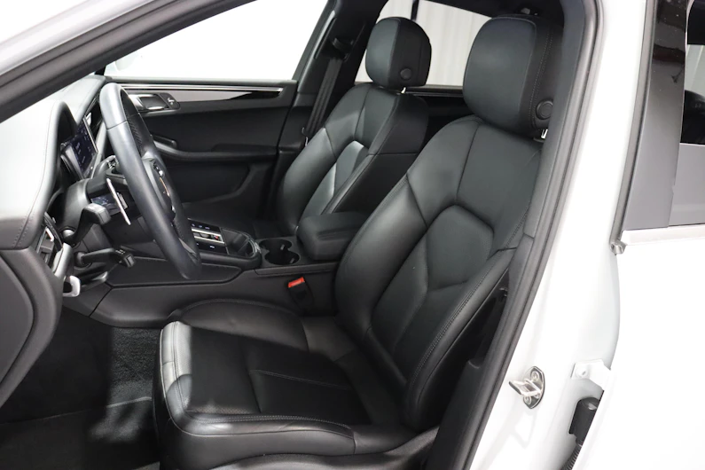 Fahrzeugbild PORSCHE MACAN