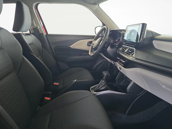 immagine del veicolo SUZUKI SWIFT