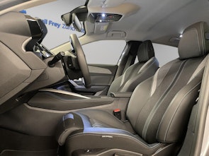 Vehicle image PEUGEOT 308 1.2 Hybrid Allure