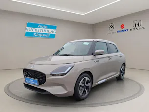 Suzuki Swift 1.2 Sakura Top Hybrid Automat