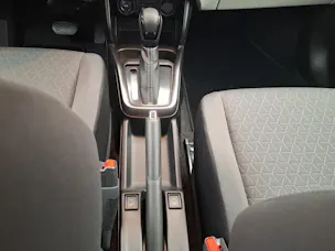 Suzuki Swift 1.2 Sakura Top Hybrid Automat