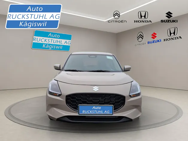 Suzuki Swift 1.2 Sakura Top Hybrid Automat