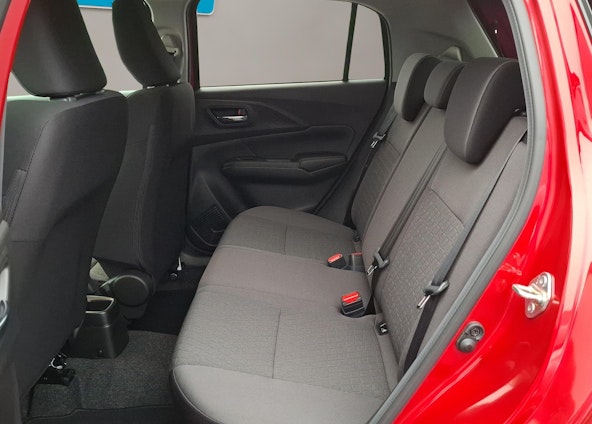 Vehicle image 9 Vehicle image 9