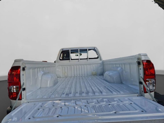 Vehicle image 12 Vehicle image 12