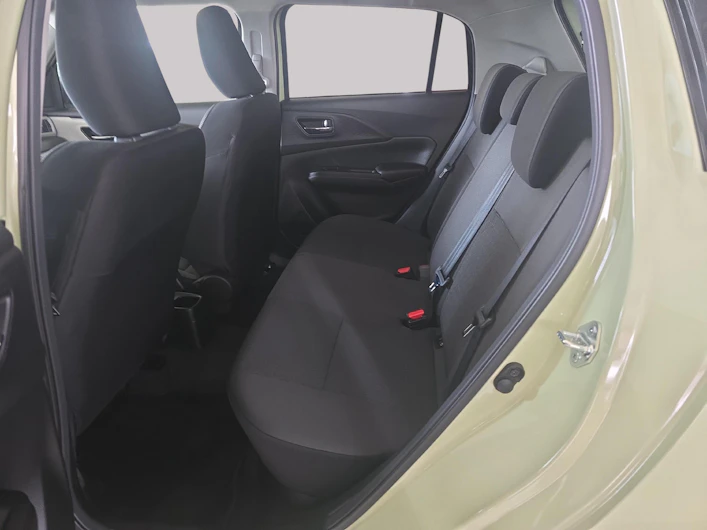 immagine del veicolo SUZUKI SWIFT