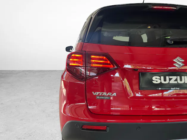 Suzuki Vitara 1.4 T Sakura Top Hybrid 4x4
