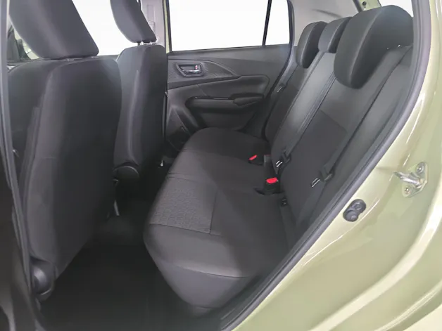 Suzuki Swift 1.2 Sakura Top Hybrid