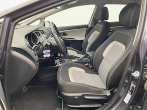 Vehicle image KIA Cee'd Sportswagon 1.6 GDi Swiss Champion