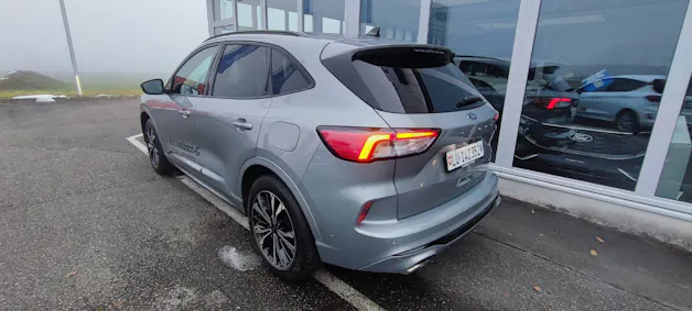 Ford Kuga 2.5 Hybrid ST-Line X 4x4