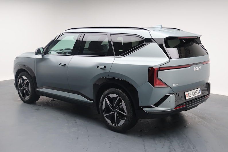 Vehicle image KIA EV5