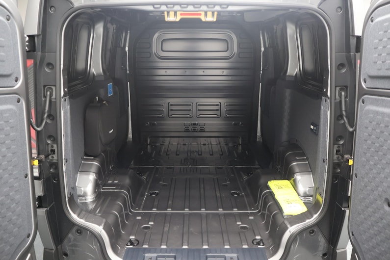 Vehicle image KIA PV5