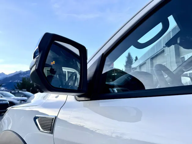 JAC T9 EV EV Luxury