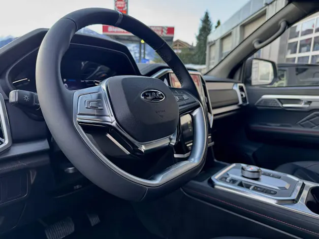 JAC T9 EV EV Luxury