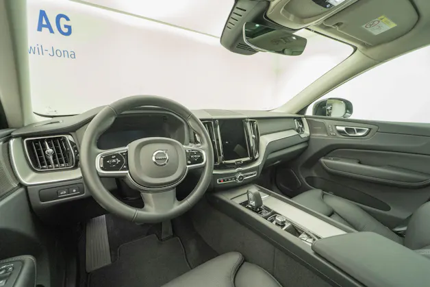VOLVO XC60 2.0 T6 TE Ultimate Dark eAWD