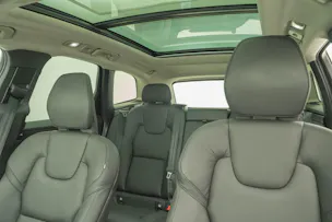 VOLVO XC60 2.0 T6 TE Ultimate Dark eAWD