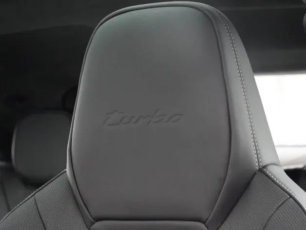 Porsche Cayenne Turbo E-Hybrid Coupé