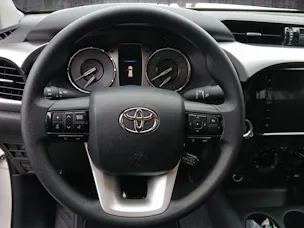 Toyota Hilux Double Cab.-Pick-up 2.4 D-4D 150 Comfort