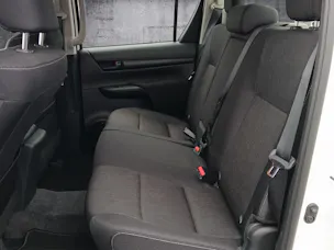 Toyota Hilux Double Cab.-Pick-up 2.4 D-4D 150 Comfort