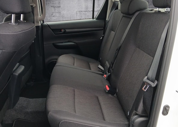 Vehicle image 9 Vehicle image 9