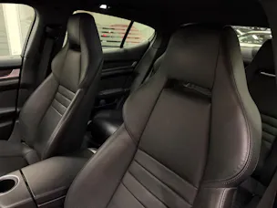 Porsche Panamera 4.8 V8 GTS PDK