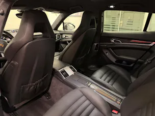 Porsche Panamera 4.8 V8 GTS PDK