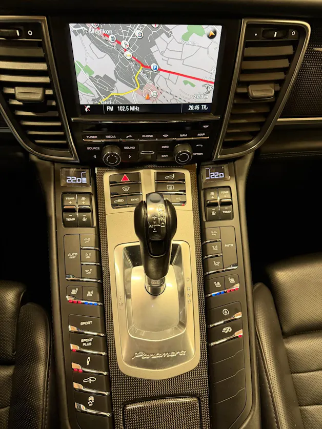 Porsche Panamera 4.8 V8 GTS PDK