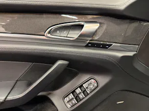 Porsche Panamera 4.8 V8 GTS PDK