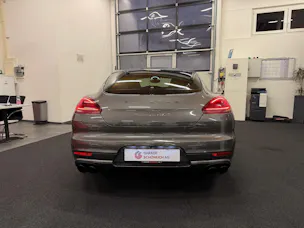 Porsche Panamera 4.8 V8 GTS PDK