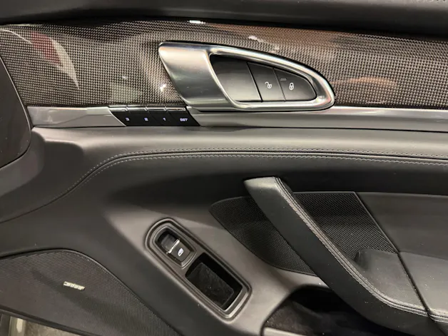 Porsche Panamera 4.8 V8 GTS PDK
