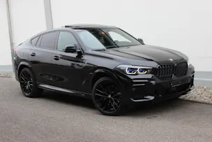 BMW X6 M50i