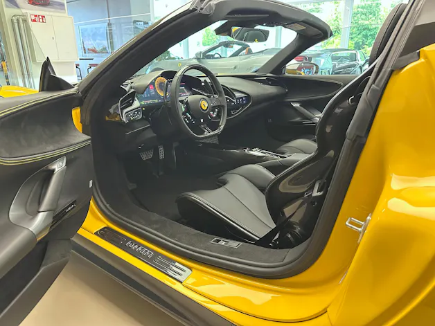 Ferrari SF90 Spider