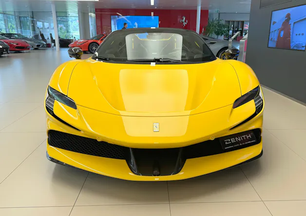 Ferrari SF90 Spider