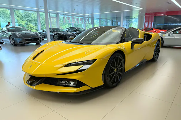 Ferrari SF90 Spider