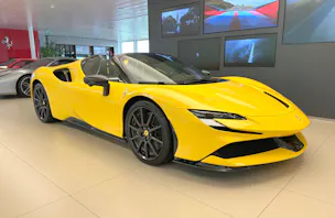 Ferrari SF90 Spider
