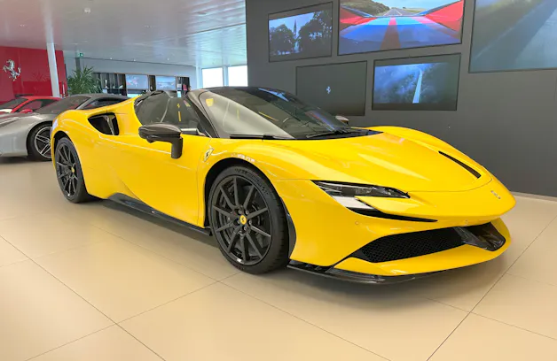 Ferrari SF90 Spider