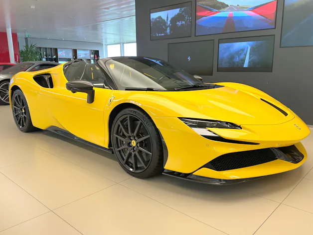 Ferrari SF90 Spider