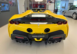Ferrari SF90 Spider