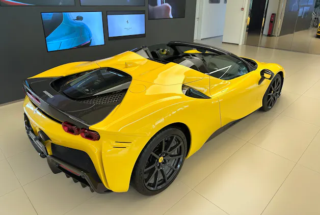 Ferrari SF90 Spider