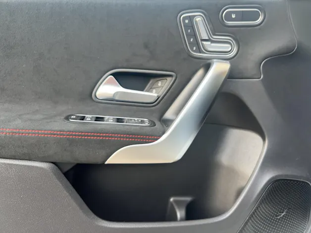 Mercedes-Benz A 220 4Matic 8G-DCT