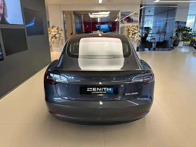 Tesla Model 3 Long Range Dual Motor AWD