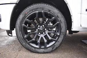 Dodge Ram 1500 Limited Night Edition Hurrican 540 PS