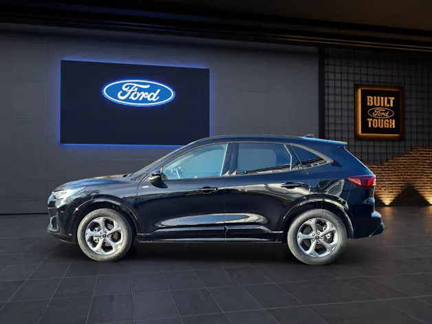 Ford Kuga 2.5i FHEV FULL-HYBRID 183 PS ST-Line 4x4 AUTOMAT
