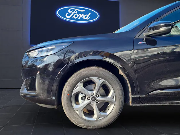 Ford Kuga 2.5i FHEV FULL-HYBRID 183 PS ST-Line 4x4 AUTOMAT