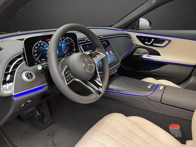 Mercedes-Benz E 220 d T 4M 9G-Tronic