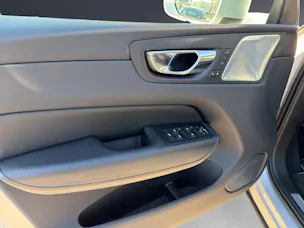 Volvo XC60 D5 AWD R-Design Geartronic