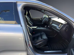 Volvo XC60 D5 AWD R-Design Geartronic