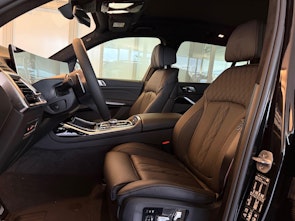 Vehicle image BMW X7 40d xDrive